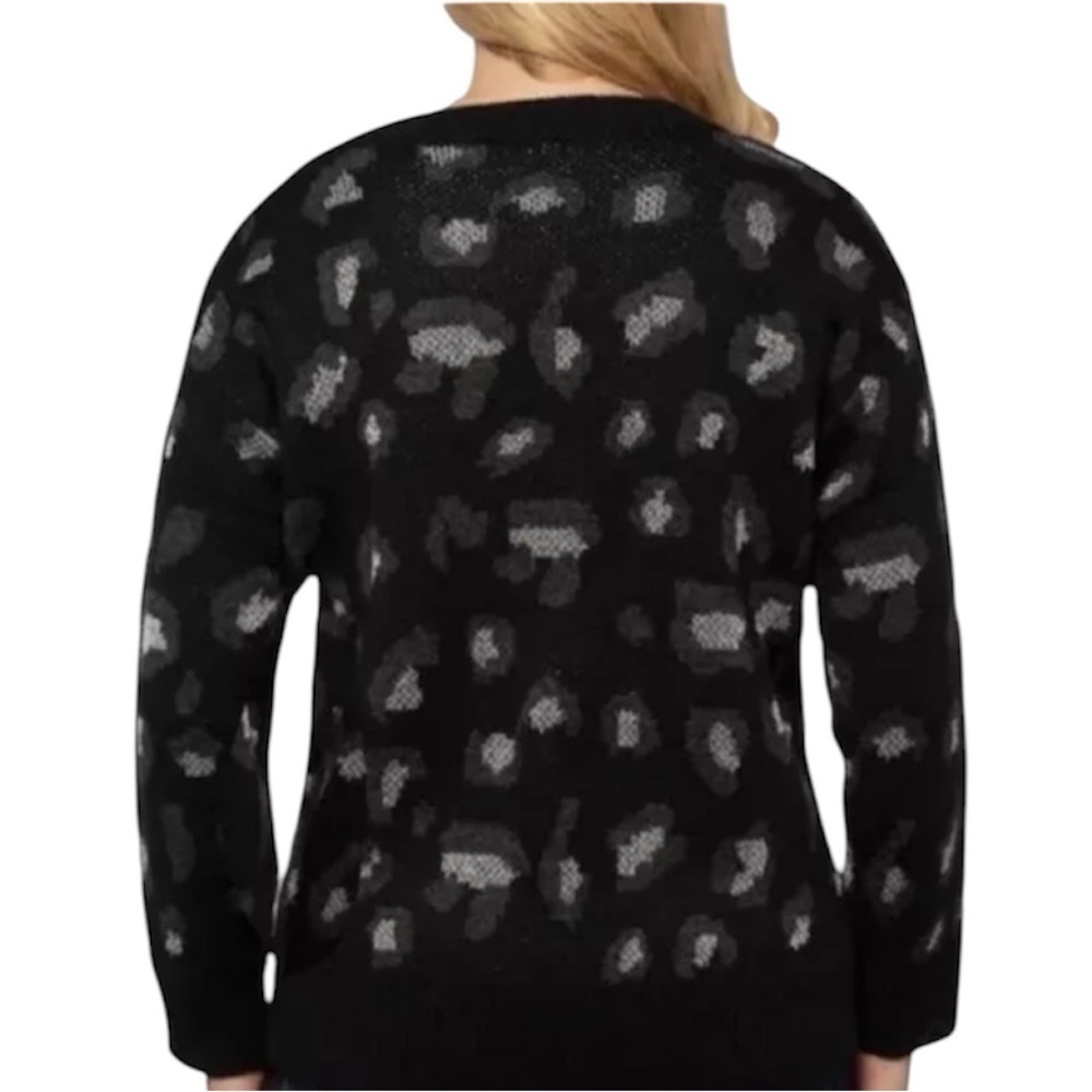 Kendall + Kylie Leopard Print Sweater Black/Silver/Grey Sz Large Nwt — image 2 of 8